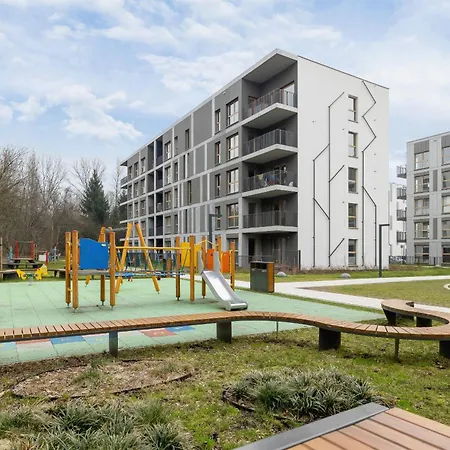 Lema 19 Uniqe In With Garden Air Conditioning Parking Near Tauron Arena By Renters Prestige *