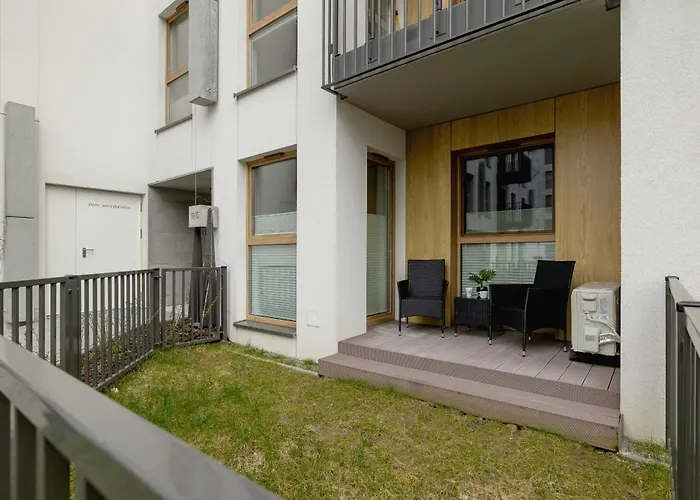 Lema 19 Uniqe In With Garden Air Conditioning Parking Near Tauron Arena By Renters Prestige Apartament