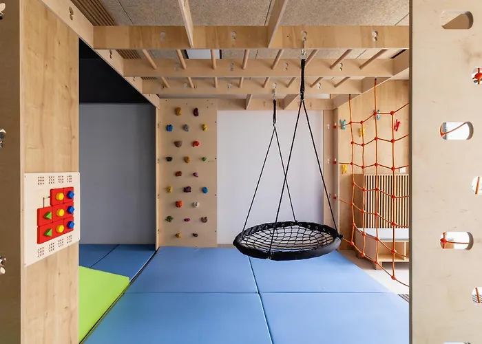 Lema 19 Uniqe In With Garden Air Conditioning Parking Near Tauron Arena By Renters Prestige Apartament Kraków