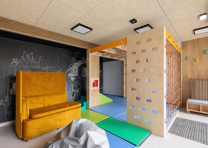 Lema 19 Uniqe In With Garden Air Conditioning Parking Near Tauron Arena By Renters Prestige Apartament