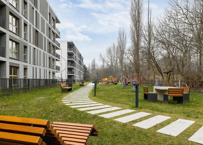 Lema 19 Uniqe In With Garden Air Conditioning Parking Near Tauron Arena By Renters Prestige